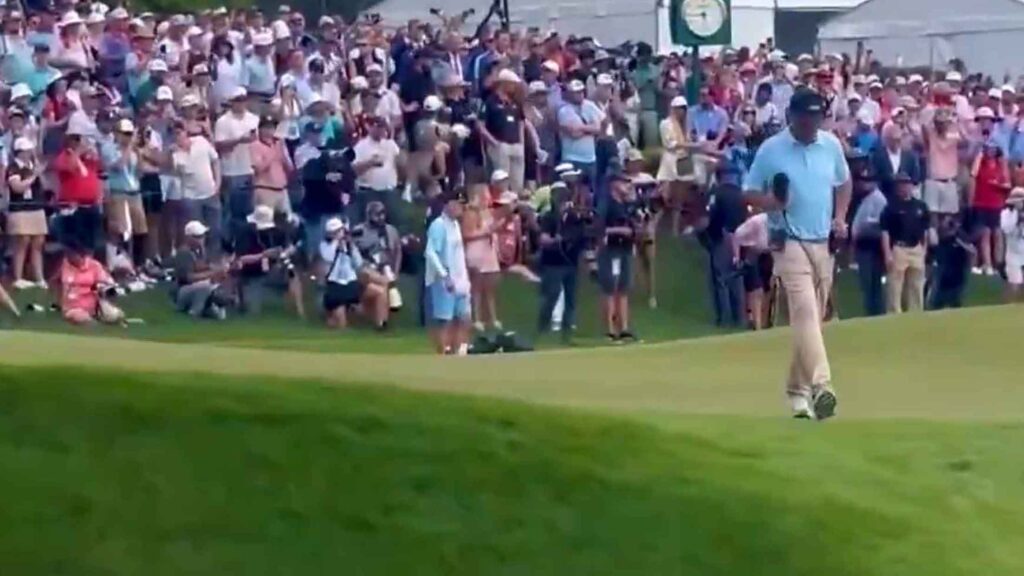Awkward interruption disrupts Tour Championship’s decisive moments