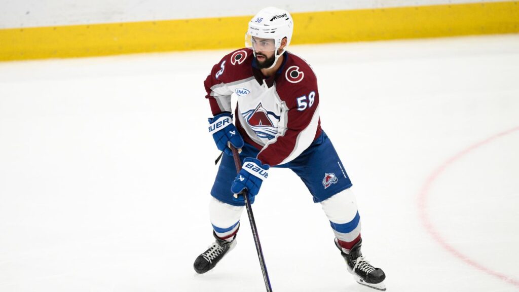 Hurricanes sign Oliver Kylington, Givani Smith to professional tryouts