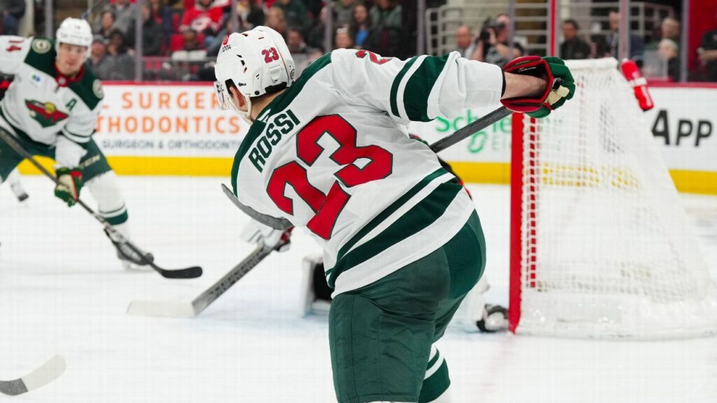 Wild re-sign Marco Rossi to 3-year, $15M deal