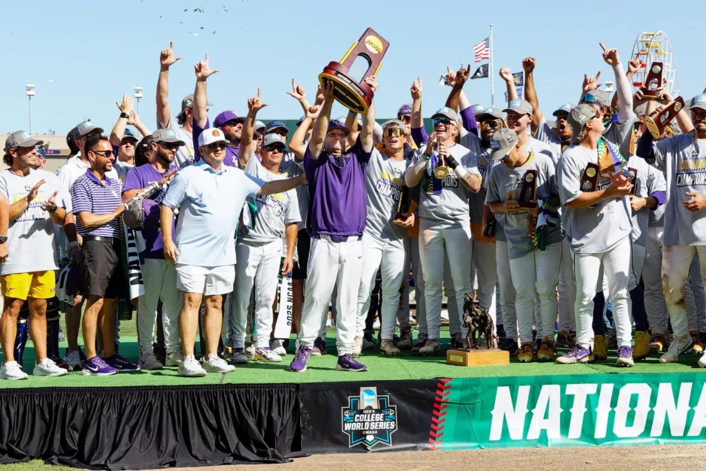 2026 College Baseball Predictions & Top Fall Ball Storylines