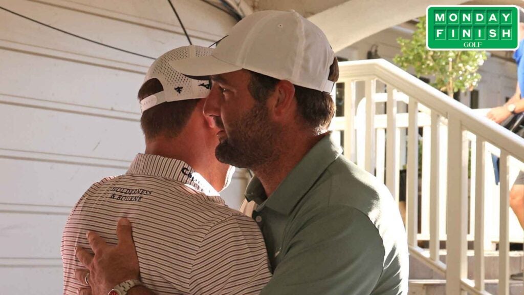 A 3 putt a 4 putt shaky hands Greg Normans LIV