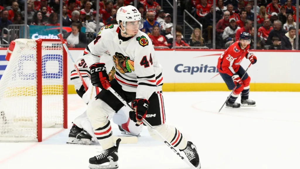 Blackhawks, RFA Wyatt Kaiser agree to two-year contract