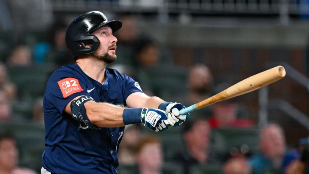 Cal Raleigh Home Run Watch: Will the Big Dumper hit 60?