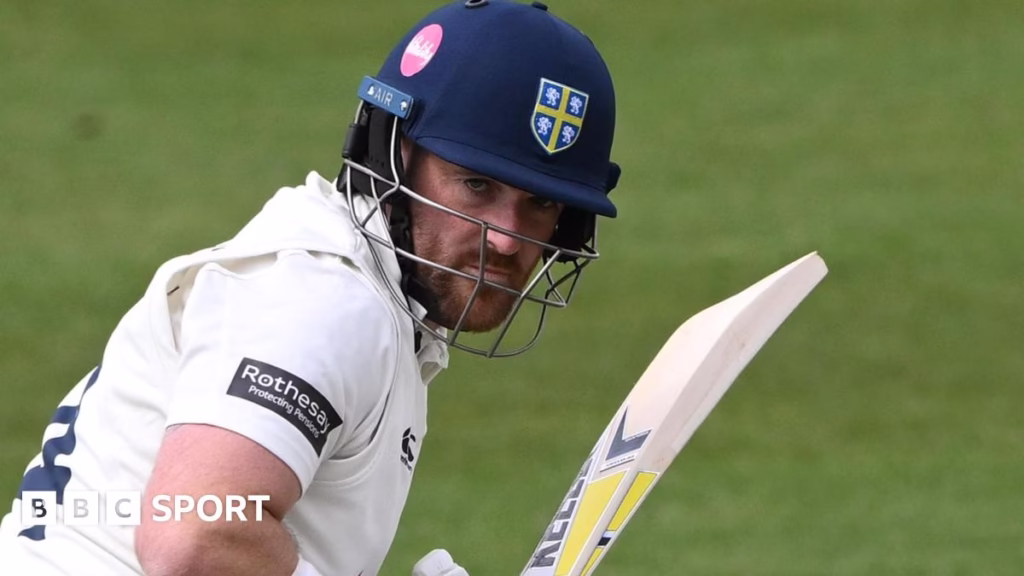 Ben Raine batting