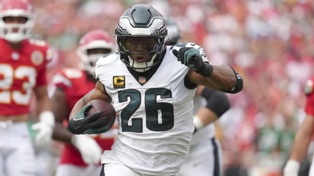 Eagles' Saquon Barkley Gets Largest Fine of NFL Week 2 for Lowering Helmet vs. Chiefs