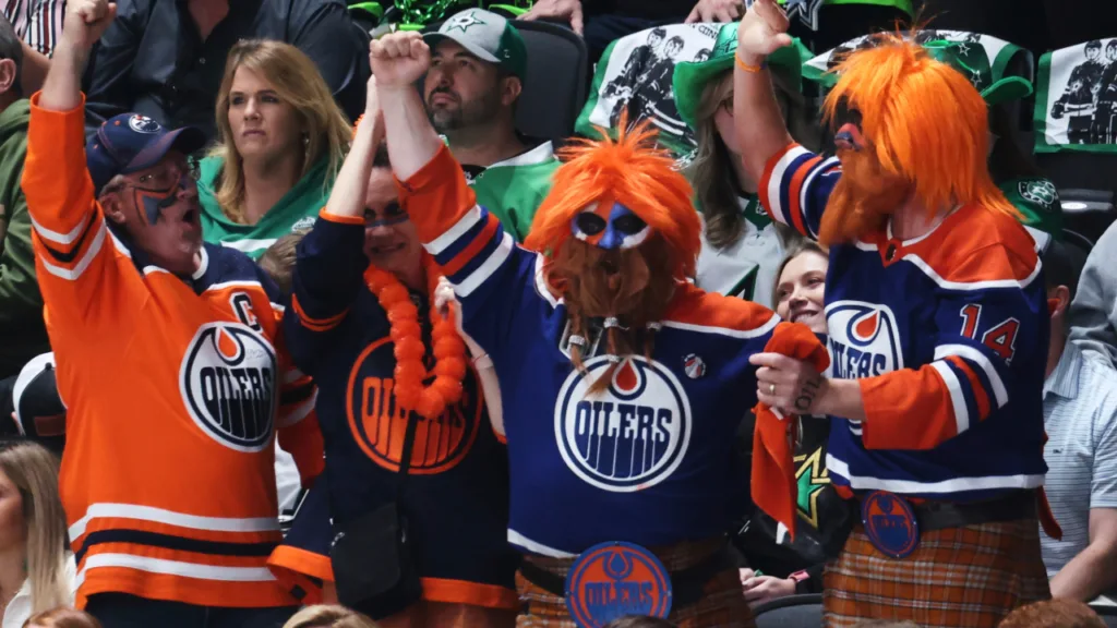 Edmonton Oilers unveil new alternate jersey ahead of 2025-26 season