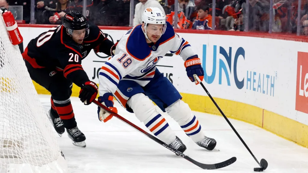 No timetable for return of Oilers' Zach Hyman, says GM