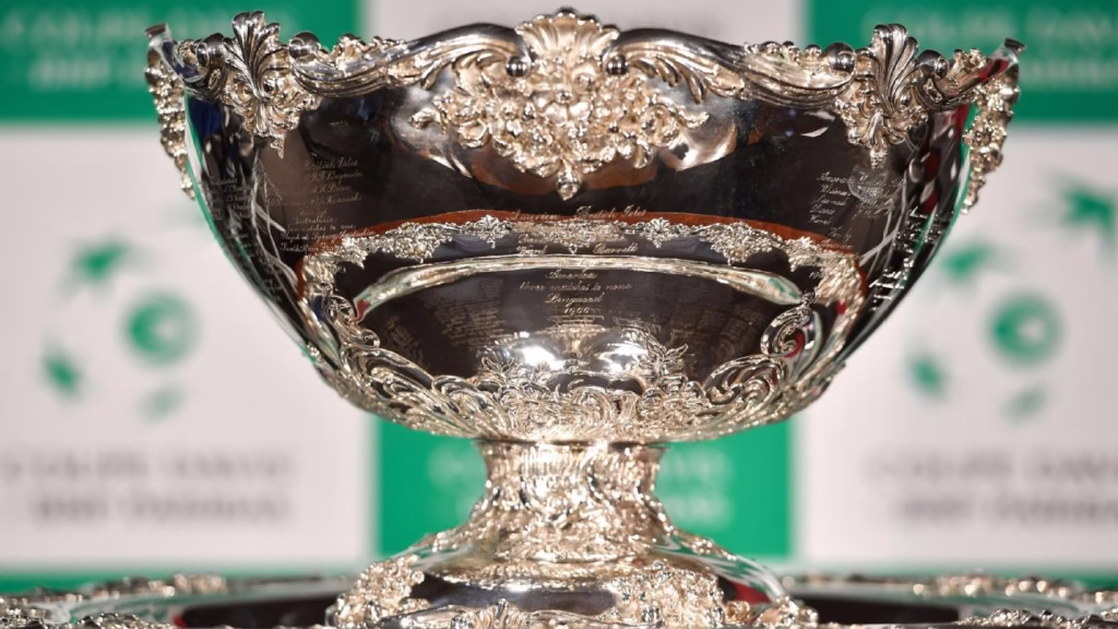 Spain rallies to reach Davis Cup Final 8; U.S., Australia lose