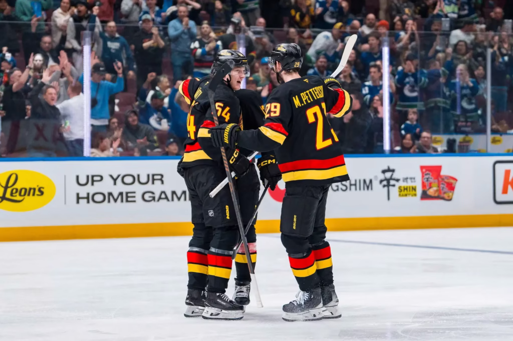 The Hockey News' Vancouver Canucks Mailbag: Vibes, Räty & More