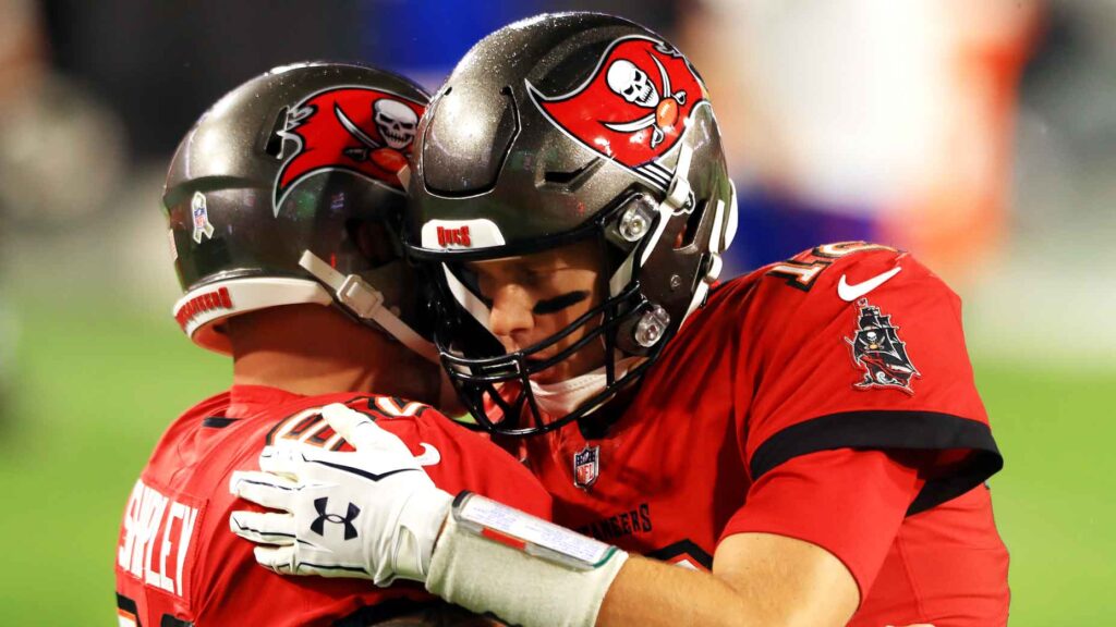 What does Tom Brady bring to a locker room? This story says it all