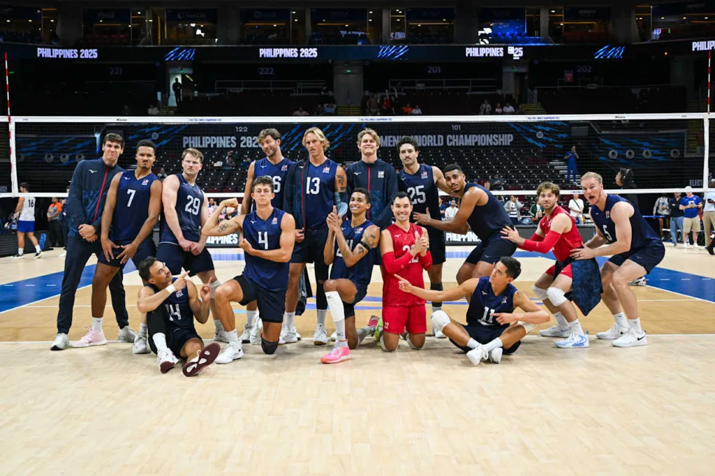WorldofVolley :: Team USA Sweeps Portugal to Advance at Volleyball World Championship