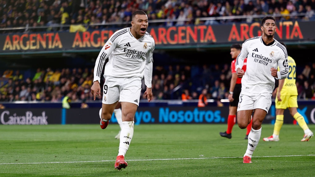 Kylian Mbappe player of Real Madrid celebrates after scoring his team's second goal during the La Liga match between Villarreal CF and Real Madrid CF at Estadio de la Ceramica on March 15, 2025 in Villarreal, Spain.